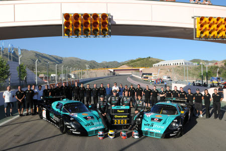 Il vitttorioso Vitaphone Racing Team al gran completo